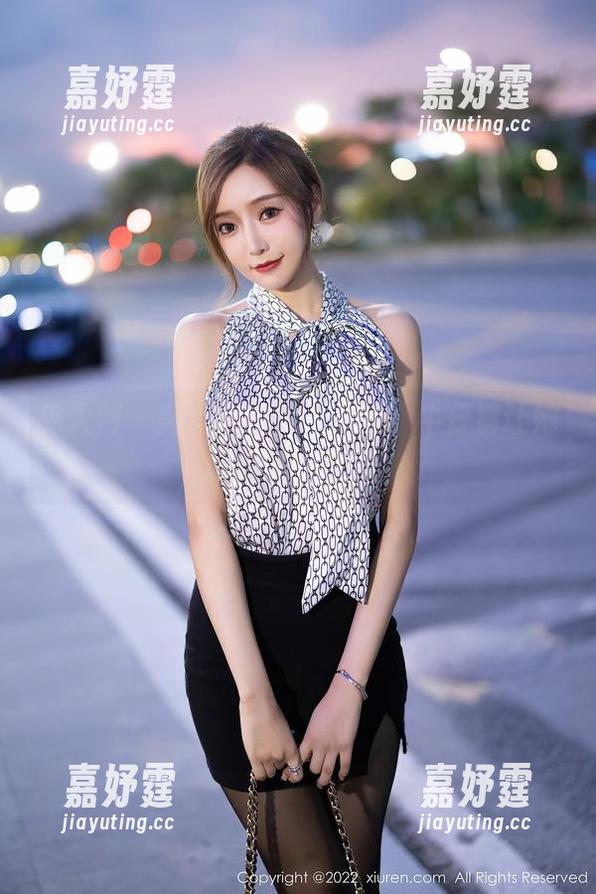 秀人网 - 高清在线，叶佳颐：牛仔裤让她化身街头女王