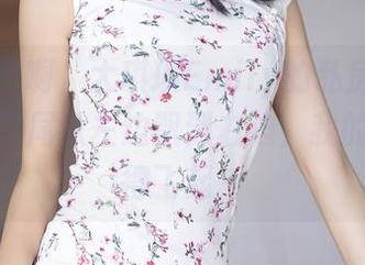 秀人网 – 啊，大琪琪Emily的私房图片！她的双马尾从左边飘到右边，我的目光追得飞起～