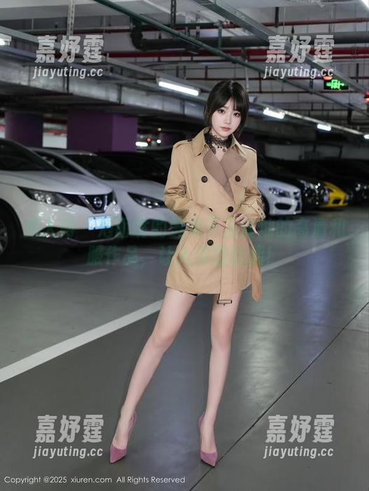 秀人网 - 泡面嘴的赞美不及璀灿的高清和服作品，让人浮想联翩！