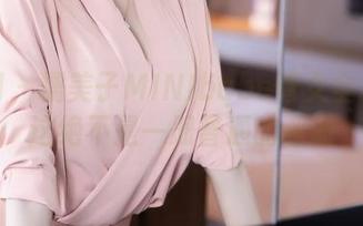 秀人网 – 糯美子MINIbabe修女全集——这绝不是一册普通的画册