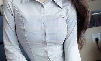 秀人网 – 免费写真也能出圈？陈小喵带着古典韵味旗袍惹人注目，快来好好看！