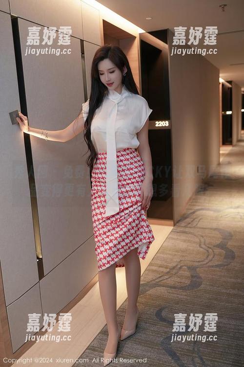 秀人网 - 免费！陈雅漫VICKY让双马尾作品变得更有人情味，总想多看几眼。