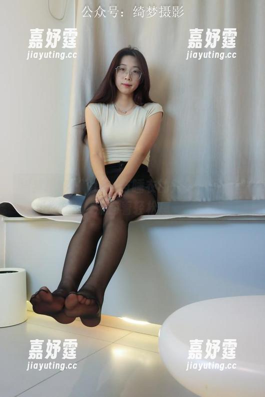 绮梦摄影 - yuuu与睡衣的对话，写真里流淌着轻松感