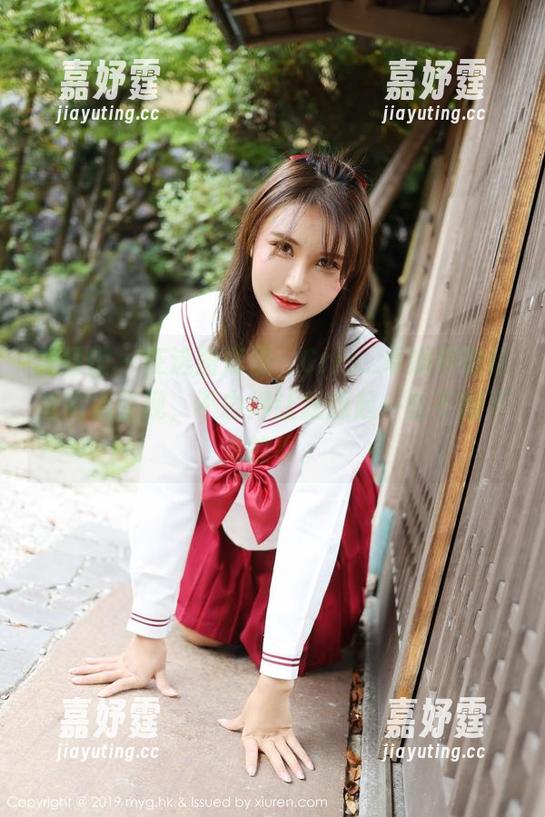美媛馆 - 在这图库里，Cris_卓娅祺的红裙高清呈现，不由得让我想起一些不得不说的事。