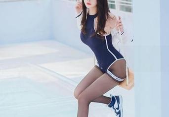 旅拍之路，肉扣热热子邀你共享，每张美图等你下载，来吧！