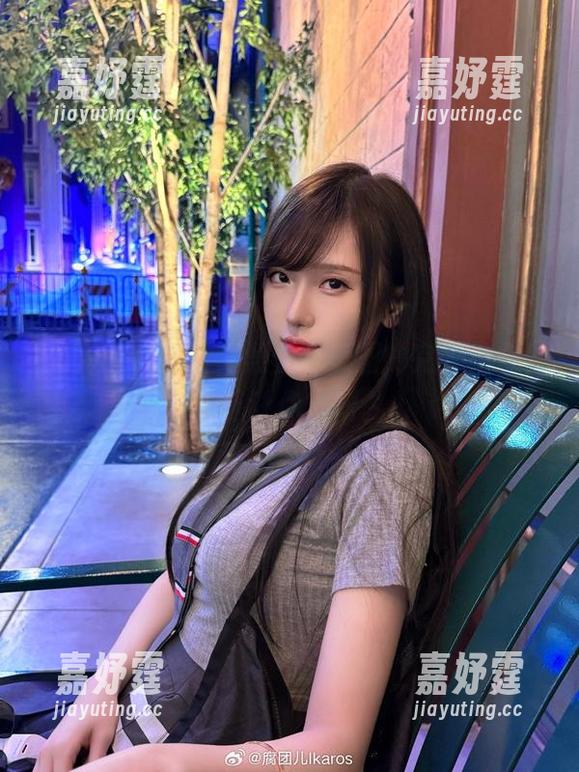腐团儿Ikaros，黑丝与美图的完美结合，精选让你心动。