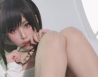 当夏日遇上芊川一笑MNK的写真：照片比夏天还要热!