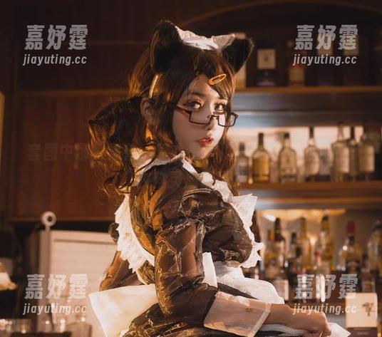 套图中那只黑兽，莫非是芊川一笑MNK间接把白精灵激活了？