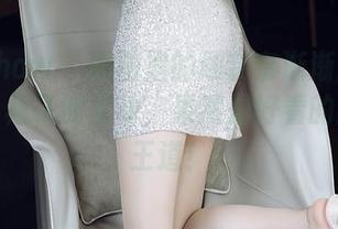花漾show – 原图里的顾奈奈渐渐脑补出腿与小裙子的互动，果然是好看的腿才是王道！