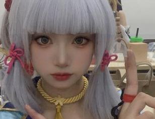 许枳的自拍在线，偷偷记下那种无拘无束的气息，黏人又可爱