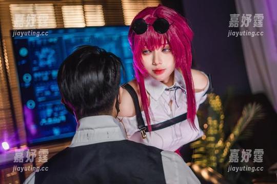 阿九从不咕咕(九言)的猫耳娘，图库精选中最萌的骚动