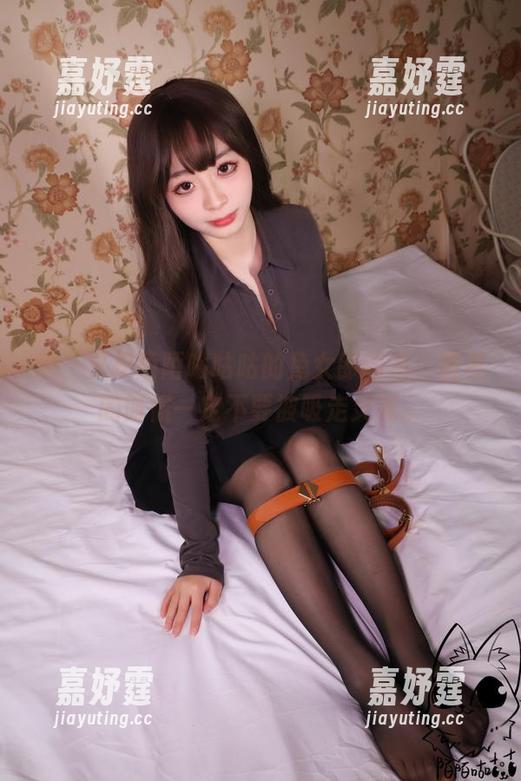 嗨，又是陌陌咕咕咕的兔女郎图包，观看的时候一定不要被吸走灵魂。