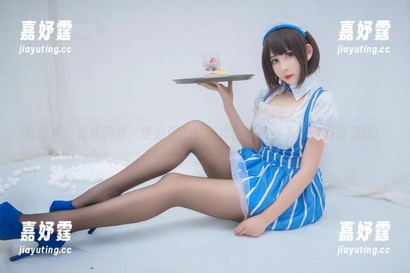 有些甜，有些调皮，雯粥粥的女友作品集待你下载，别羞涩嘛！